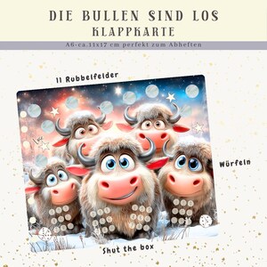 Könnte beinhalten: Klappkarte mit dem Text "DIE BULLEN SIND LOS". Sie zeigt eine Cartoon-Illustration von fünf flauschigen Bullen mit großen Augen und roten Akzenten. Die Karte misst ca. 11 x 17 cm.