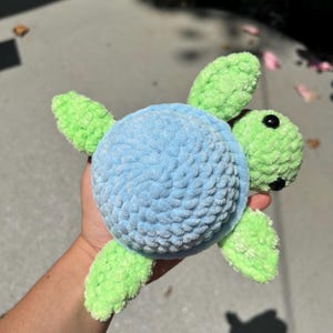 Crochet Sea Turtle Plushie