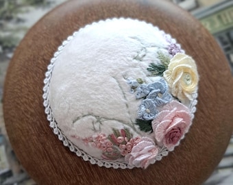 Embroidery Nadelkissen mit Holz Basis und Nadel Nadelkissen