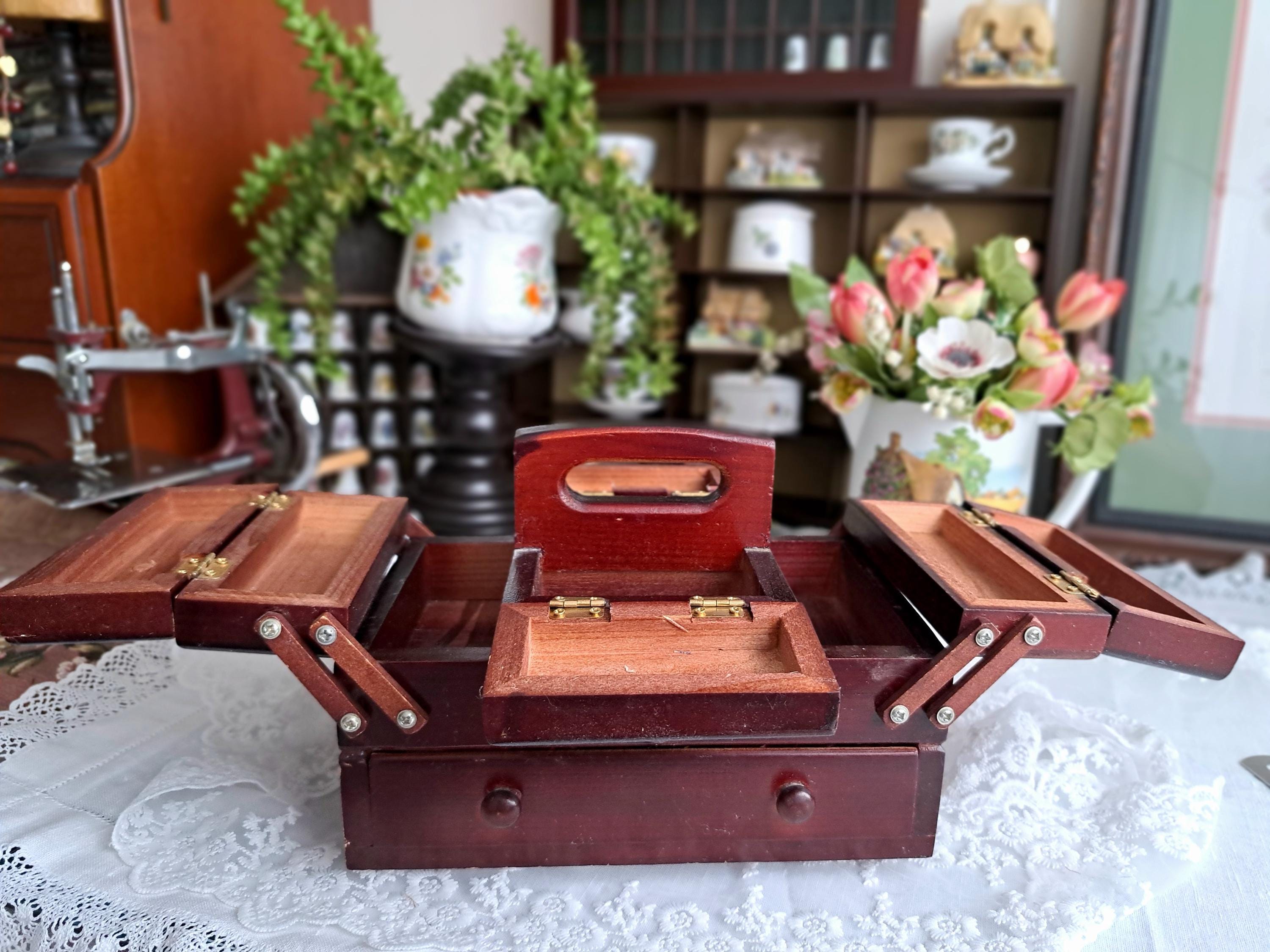 Vintage sewing thread drawers - Etsy 日本