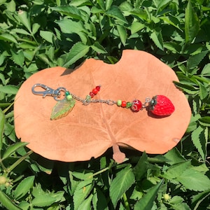 strawberry keychain.*•