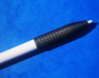 Ergonomic grip for Apple pen