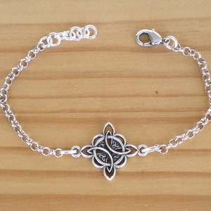 Pulsera nudo de bruja plata, Pulsera amuleto, Pulsera zamak, Pulsera ajustable, Nudo de bruja