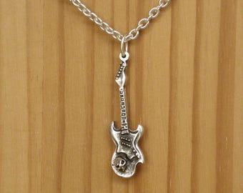 Colgante de guitarra eléctrica de plata, collar de música metal