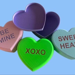 3D Printed Valentine&#39;s Sweethearts Heart Candy Container - Customizable!