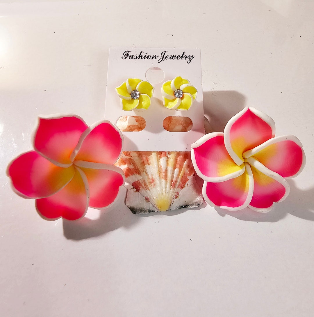 Hawaiian Set of 2 Tones Plumeria Earrings. Polymer Clay Earrings. Anti