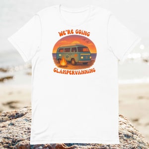 Camper Van T-Shirt – Groovy Glampervanning Tee, Beach Campfire Shirt with Seagulls, Retro Camper Van Gift