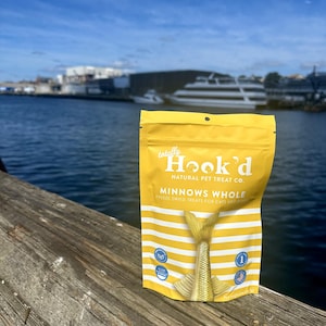 Totally Hook&#39;d 2oz Minnow Pet Treats | 1-Ingredient | 100% Natural | Freeze-Dried