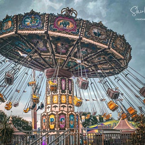 Retro Karneval Wandbild, Vintage Vergnügungspark Druck, Karneval Schaukel Foto, Kinderzimmer Dekor, Rummelplatz Kunstwerk, wunderliche Boardwalk Kunst