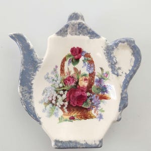 Vintage Teapot Shaped Ring Holder, Ceramic or porcelain. Floral Bouquet Kitchen Decor (3.5 x 3.5")