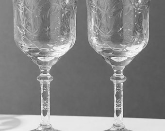 Vintage Rock Sharpe Crystal Wine Glasses - Etched Knickerbocker Stemware - Set of 2