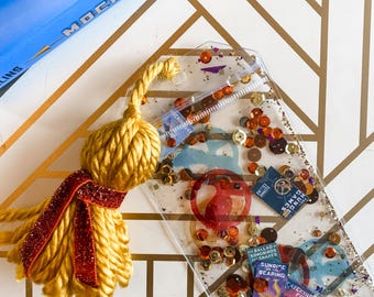Hunger Games BooksMark – Shaker Confetti Bookmark, Dystopian, Young Adult Readers