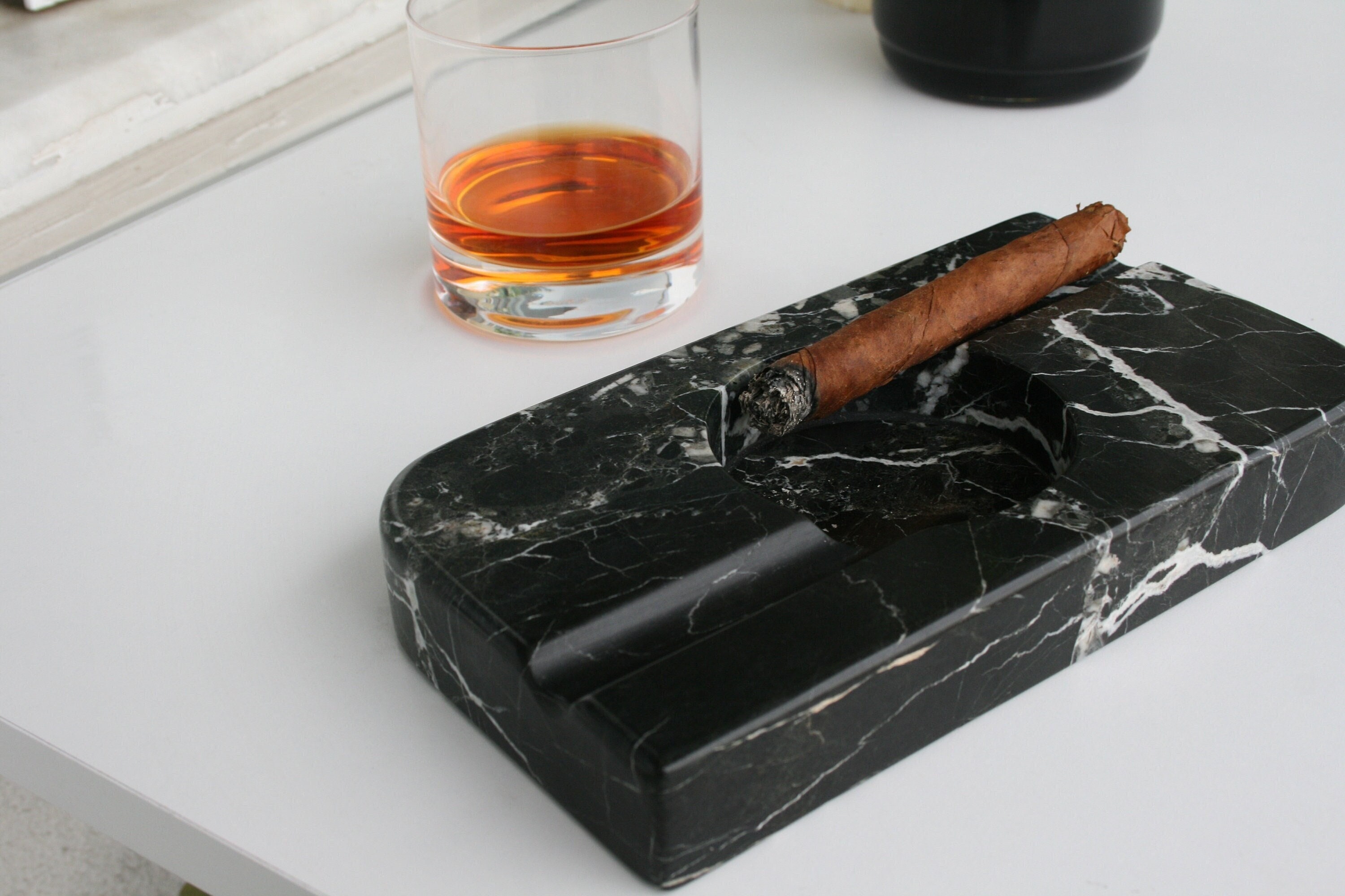 Genuine Black Marble Ashtray for Home Decor , Marble Cigar Ashtray