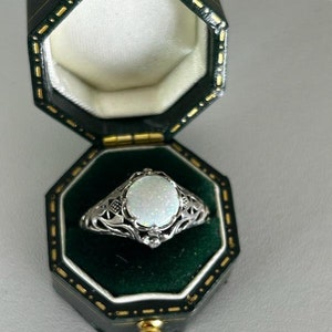 Vintage Sterling Silver Opal Filigree Ring (size 7)