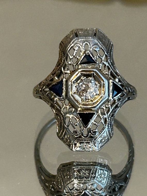 18k White Gold Art Deco Diamond and Sapphire Ring