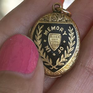 Antique Victorian 15ct In Memory Of Enamel Mourning Locket
