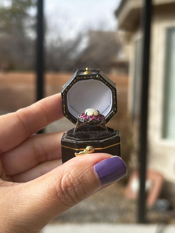 Vintage 9ct Opal and Ruby Cluster Ring - image 4