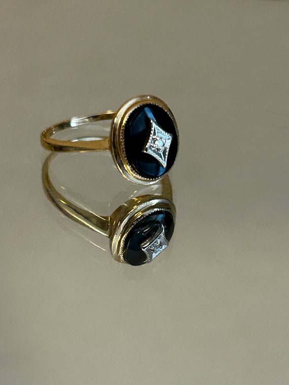 Vintage 10k Onyx and Diamond Ring