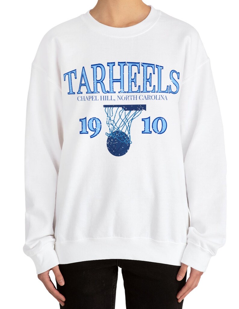 Vintage inspirierte Tar Heels Basketball Eröffnungssaison Jahr Rundhalsausschnitt Bild 5