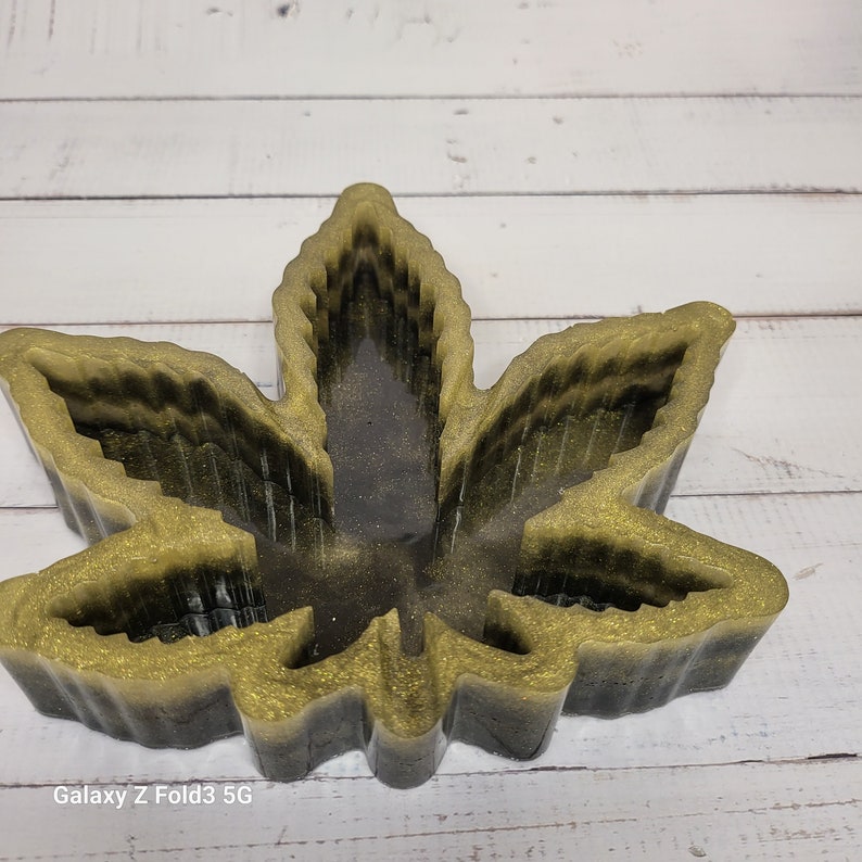 Epoxy Resin Pot Leaf Ashtray Etsy