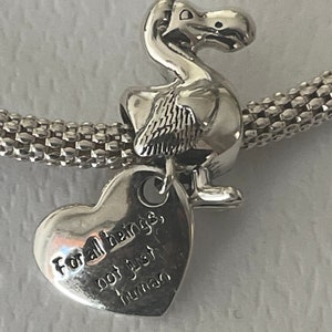 Unique Charm DODO. A trip to Mauritius has captured your heart, take with you this charming Dodo jewel, the emblem of Mauritius.
