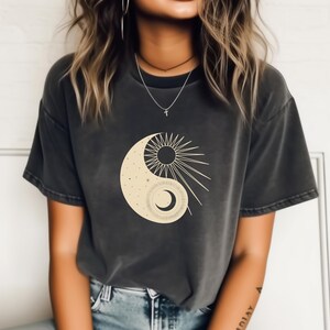 Yin Yang Sonne & Mond T-Shirt, Comfort Colors Tee
