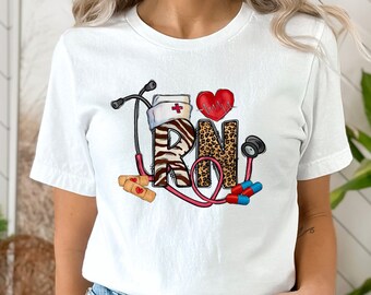 RN Leopard Shirt, Leopard Print Krankenschwester Leben, Krankenschwester Shirt, RN Shirts, Krankenschwester Woche Shirt, CNA Shirt, Krankenpflege, Krankenpflege Schule Tee