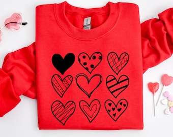 Valentines Sweatshirt,Love Sweatshirt,Cute Love Heart Sweatshirt,Gift For Women Valentines,Valentines Outfit Sweatshirt,Heart Sweatshirt