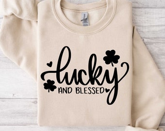 Mama Shamrock Sweatshirt, St. Patricks Day Sweatshirt for Mama, Irish Mom Sweatshirt, Lucky Mama Sweatshirt,St. Patrick's Day Gift,Mama Gift