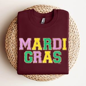 Mary Square Sarah Sweatshirt - Mardi Gras Icons