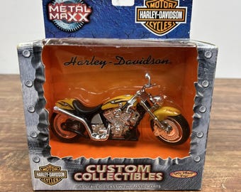 2001 Harley Davidson Metal Maxx 1:17 Scale Custom Collectibles