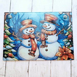 Snowmen Glass Cutting Board, Beautiful Charcuterie Board for Holiday Parties, Perfect Christmas or Birthday Present