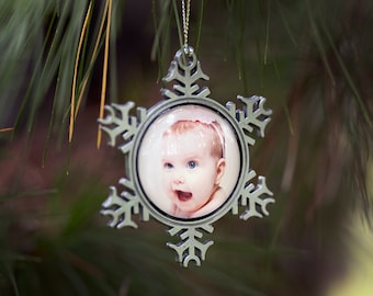 Personalized Snowflake Christmas Tree Ornament With Photo – Metal & Glass Christmas Tree Decoration with Custom Photo Center
