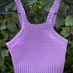 Häkelanleitung: Crop Top mit Rippenmuster