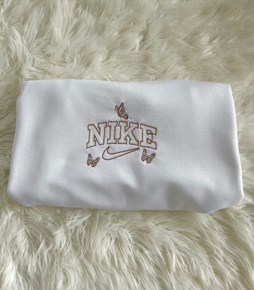 cute aesthetic nike sweatshirts
