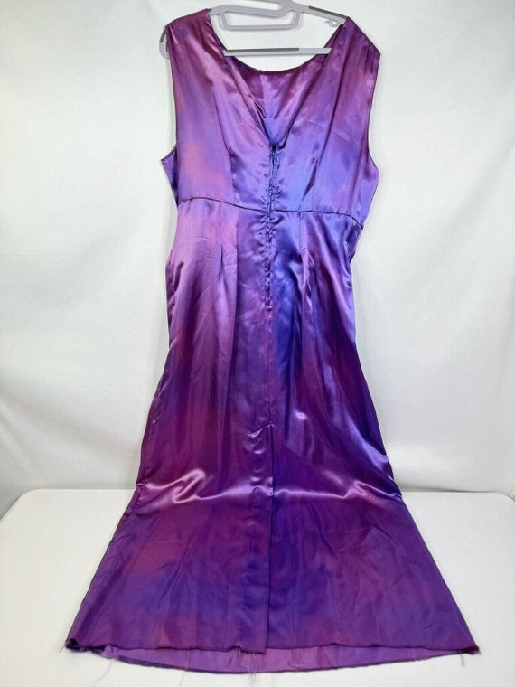 Vintage Women's Purple Metallic Sleeveless Elegan… - image 2