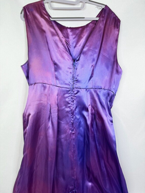 Vintage Women's Purple Metallic Sleeveless Elegan… - image 3