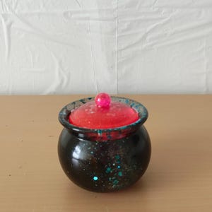 Resin jar