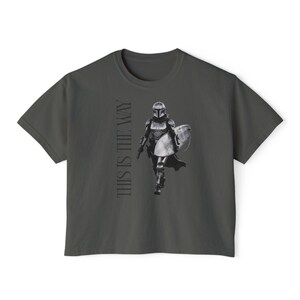This Is The Way Mandalorian Armor Tee | Boxy Crop T-Shirt zdjęcie 5