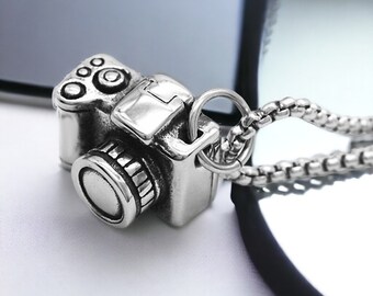 Camera Pendant Necklace/ Photographer Necklace/ Photographers Gifts/ Stainless Steel Necklace/ Unique Necklace/ Charm Necklace/Cool Necklace