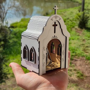 Religieuze kapel SVG voor lasersnijden – Maria-oratorium 14 cm – MDF 3 mm – DXF LBRN2 pdf cdr – Directe download