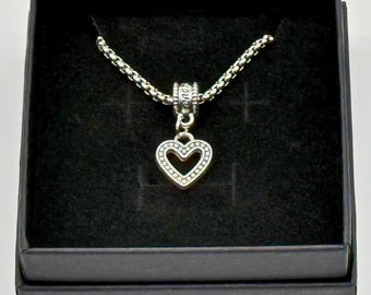 Heart pendant Love necklace with a gift box