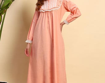 Camisón victoriano de algodón color melocotón: vestido de dormir de estilo cottagecore con volantes de encaje