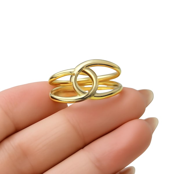 14K Gold Interlocking Knot Ring: Sterling Silver Double Band