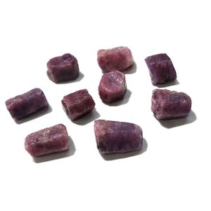 Natürlicher Rubin rau, Rubin Edelstein-Bleistift-Rohe Heilung Schmuckherstellung Edelsteine Kristall