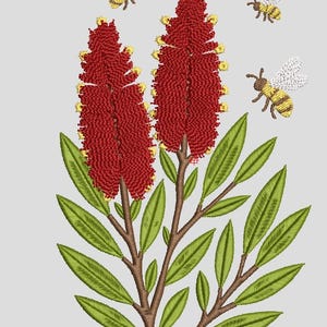 Può includere: Design ricamato di fiori rossi a scovolino con punte gialle, foglie verdi e steli marroni. Tre api con strisce gialle e nere e ali bianche volano intorno ai fiori. Il design è su uno sfondo grigio chiaro.