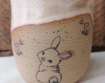 Keramik Becher Ostern mit Hase handgemachtes Geschenk getöpfert Geschirr Frühling Trinkgeschirr Trinkgefäß Ton Kaffee/Tee coffee/tea cup