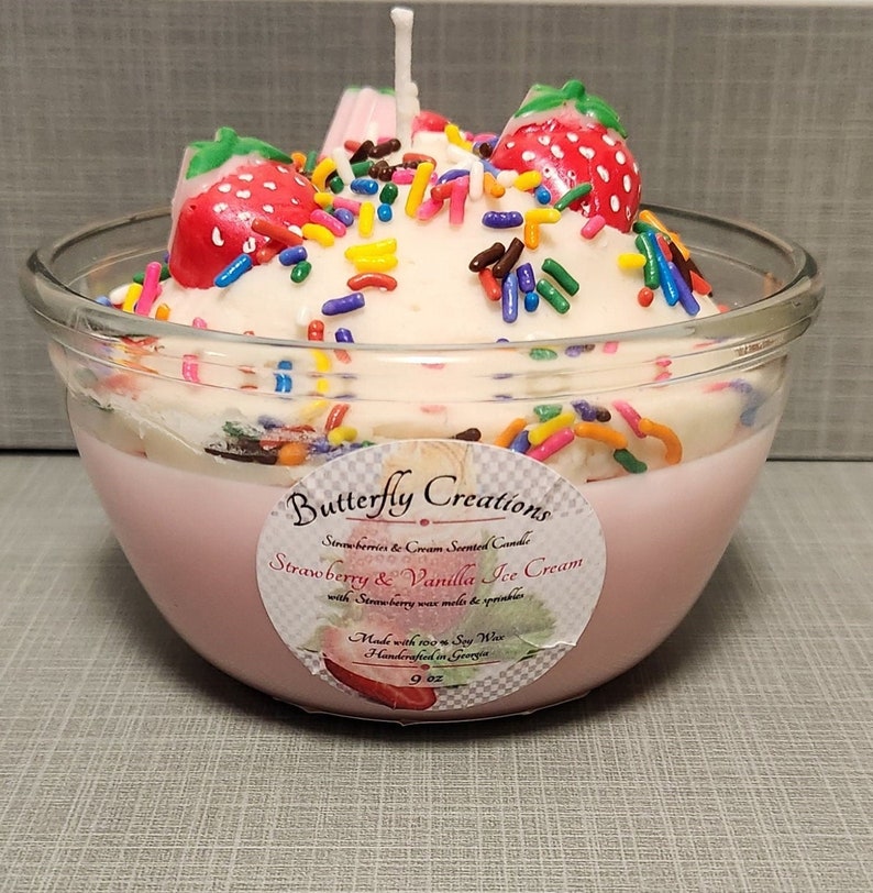 Strawberry Ice Cream Scented Candle