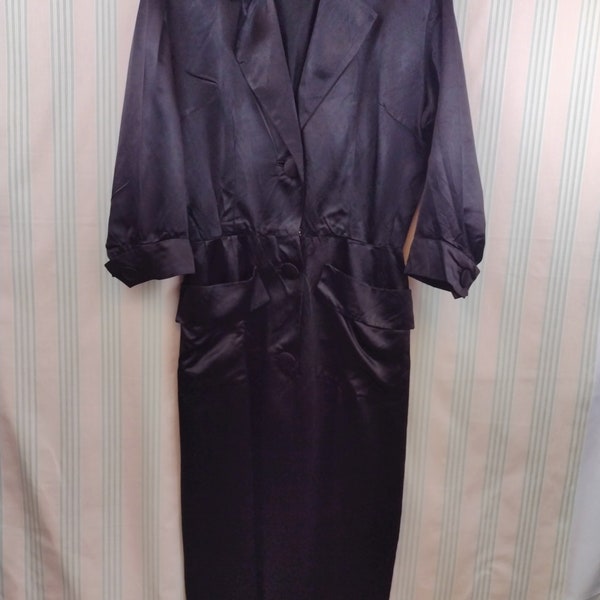 Robe chemise en satin 1980