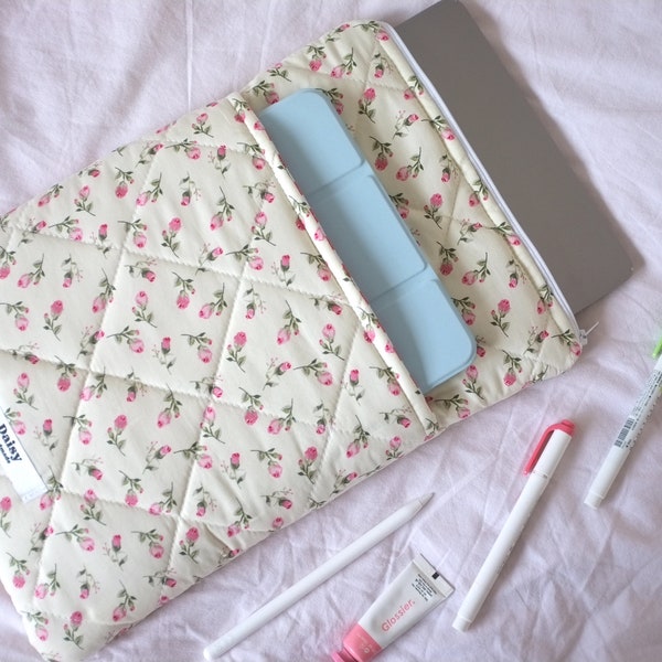 Quilted laptop iPad tablet sleeve with pocket in ivory and pink rose bud and red gingham lining | Aesthetic laptop case | Handmade in the UK